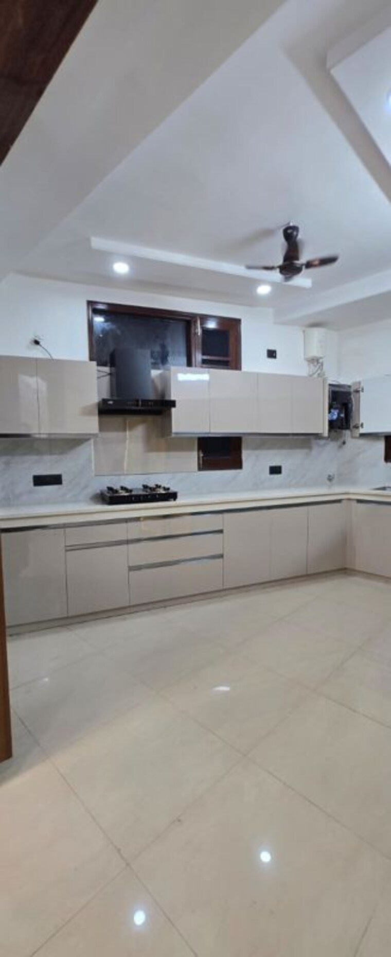 Kitchen, guru-nanak-enclave 3 Bedroom 1200 Sq.Ft. Builder Floor In Dhakoli Zirakpur 10667372