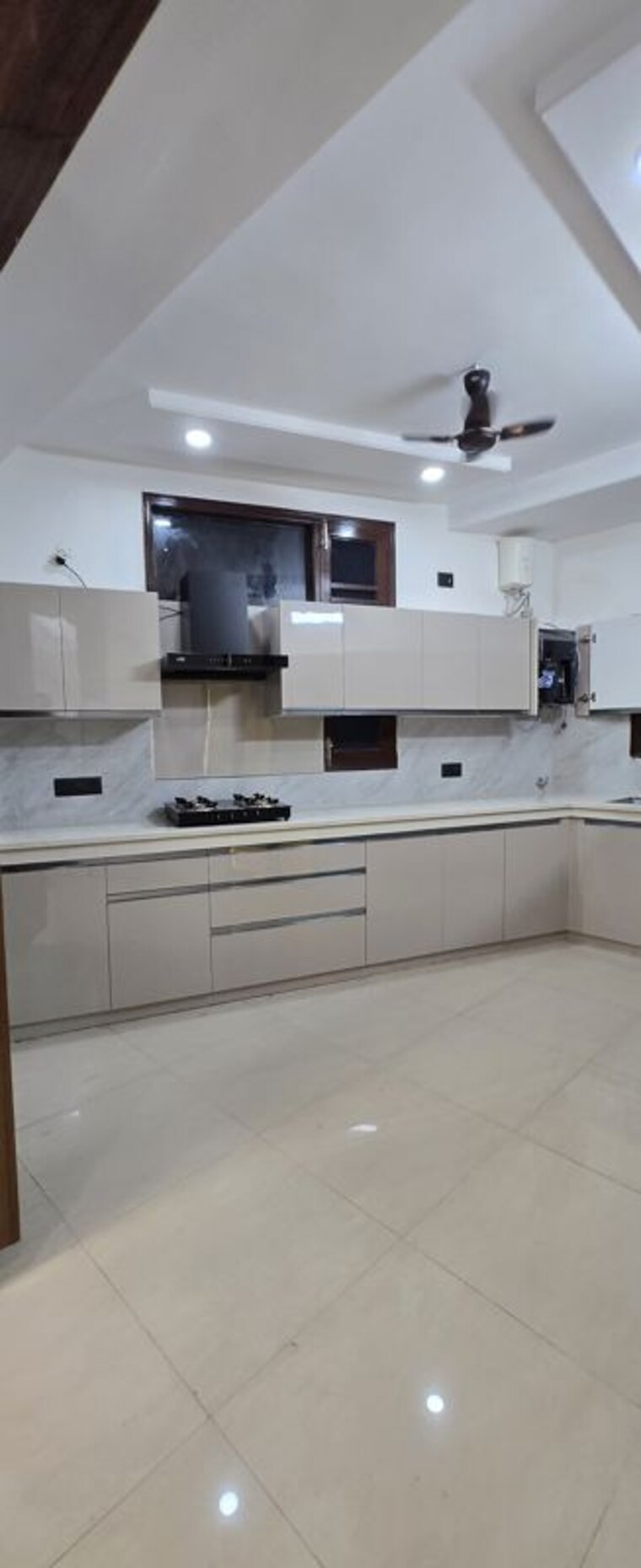Kitchen, guru-nanak-enclave 3 Bedroom 1200 Sq.Ft. Builder Floor In Dhakoli Zirakpur 10667372
