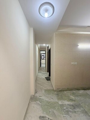 Room in 2 BHK Builder Floor at Malviya Nagar – for Rent