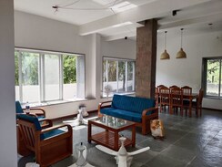 3 BHK Apartment For Rent in Hiranandani Heritage Tower