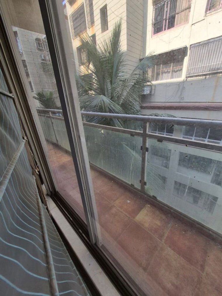 Balcony, hdil-metropolis-residences 2 Bedroom 1429 Sq.Ft. Apartment In Andheri West Mumbai 10667402