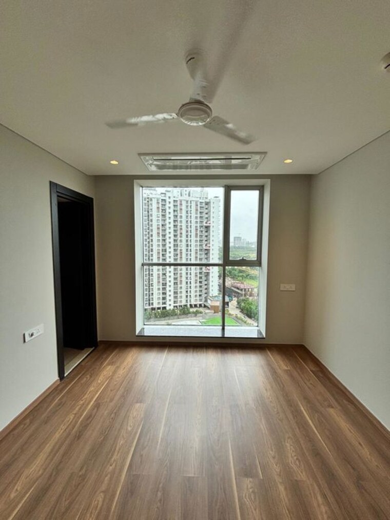 Master Bedroom, panchshil-towers 3.5 Bedroom 2200 Sq.Ft. Apartment In Kharadi Pune 10667433
