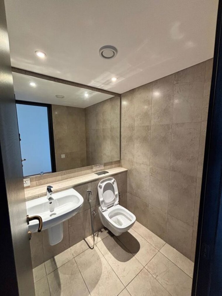 Attached Bathroom, panchshil-towers 3.5 Bedroom 2200 Sq.Ft. Apartment In Kharadi Pune 10667433