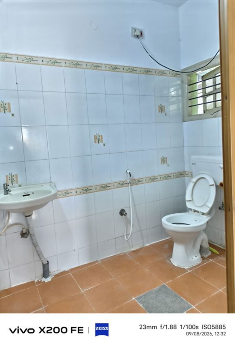Bathroom, s-v-homes Pg For Boys In Cv Raman Nagar 10667500
