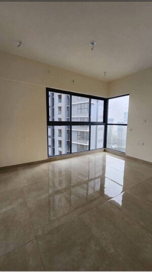 Room in 3 BHK Apartment at Raymond The Address, Pokhran Road No Two – for Rent
