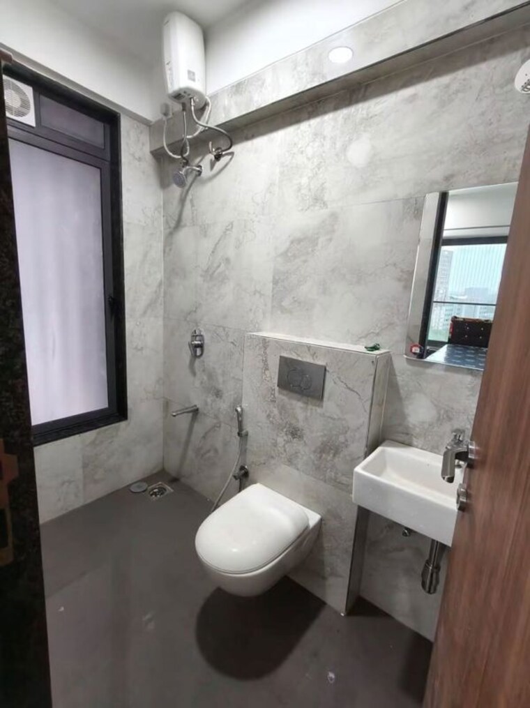 Bathroom, blumen-apartments Pg For Boys & Girls In Vikhroli West 10667511