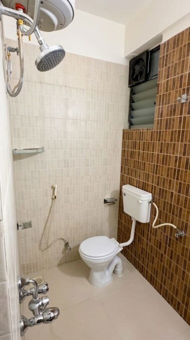 Bathroom, multicon-periwinkle 4 Bedroom 4000 Sq.Ft. Villa In Baner Pune 10667516