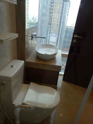 Bathroom in 4 BHK Apartment at Indiabulls Blu, Worli – for Rent