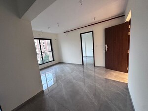 Room in 2 BHK Apartment at Hubtown Seasons, Chembur – for Rent