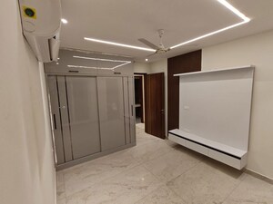 Room in 3 BHK Apartment at Malwa Escon Primera, International Airport Road – for Rent