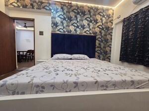 Bedroom in 3 BHK Apartment at Goregaon West – for Rent