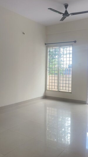 Room in 2 BHK Apartment at Open View Apartments, Cv Raman Nagar – for Rent