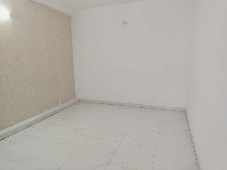 Room, vineet khand 3 Bedroom 1250 Sq.Ft. Independent House In Vineet Khand Lucknow 10667653