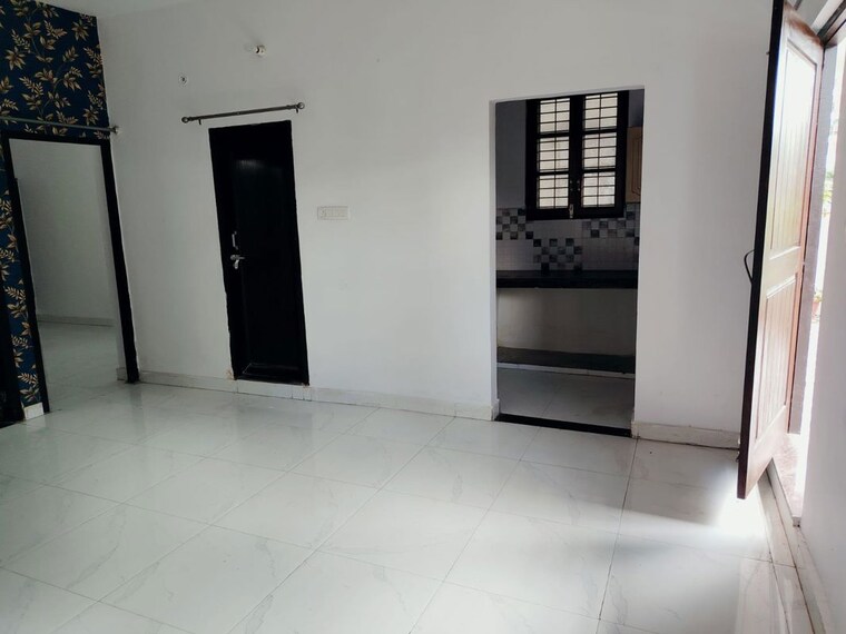 Room, vineet khand 3 Bedroom 1250 Sq.Ft. Independent House In Vineet Khand Lucknow 10667653