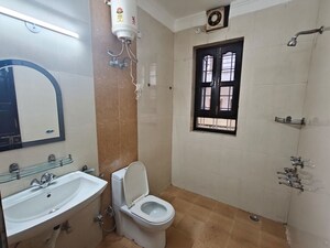 Bathroom in 3 BHK Builder Floor at Huda Staff Colony, Sector 46 – for Rent