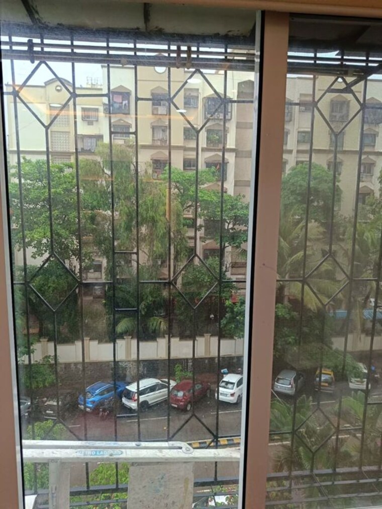 Balcony, mantri-park 4 Bedroom 1300 Sq.Ft. Apartment In Goregaon East Mumbai 10667672