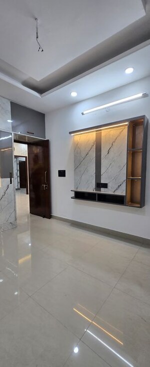 Room in 3 BHK Apartment at Guru Nanak Enclave, Dhakoli – for Sale