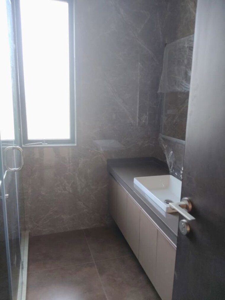 Bathroom, builder-floor 4 Bedroom 2800 Sq.Ft. Builder Floor In Sector 28 Gurgaon 10667678
