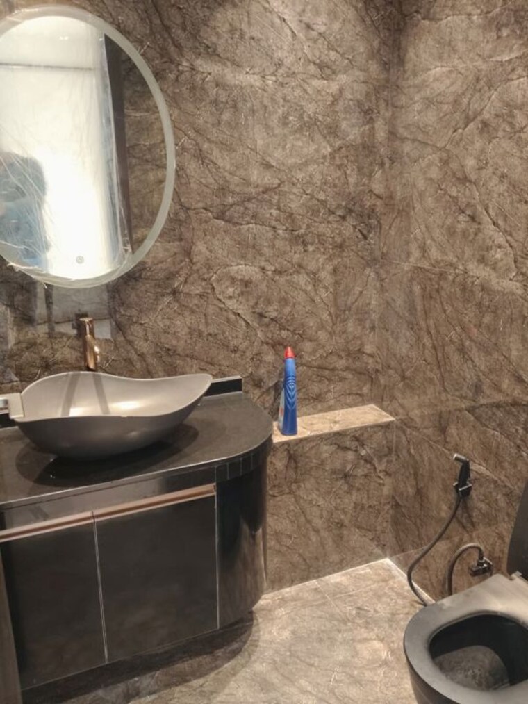 Bathroom, builder-floor 4 Bedroom 2800 Sq.Ft. Builder Floor In Sector 28 Gurgaon 10667678