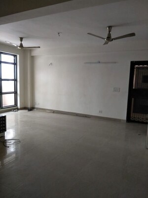 Room in 3 BHK Apartment at Eldeco Mystic Greens, Omicron I Greater Noida – for Sale