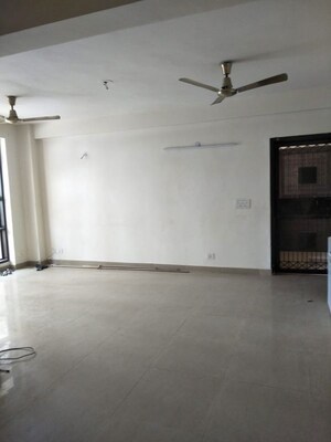 Room in 3 BHK Apartment at Eldeco Mystic Greens, Omicron I Greater Noida – for Sale
