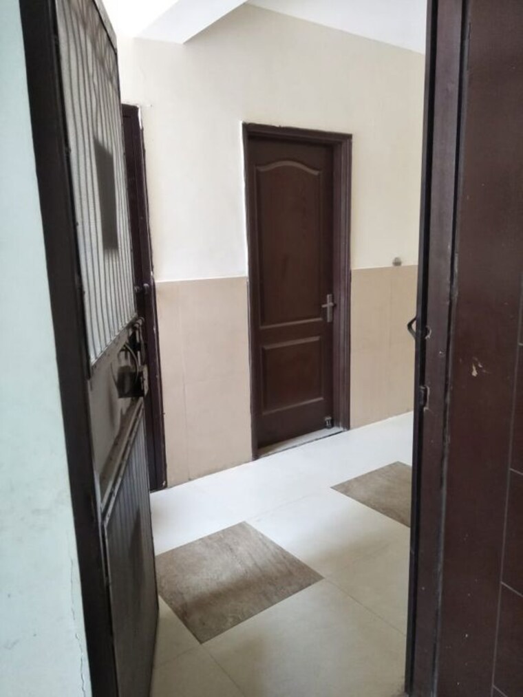 Bathroom, eldeco-mystic-greens 3 Bedroom 1731 Sq.Ft. Apartment In Omicron I Greater Noida Greater Noida 10521420