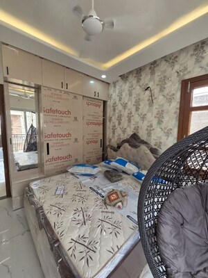 Bedroom in 2 BHK Builder Floor at Dyalpur – for Rent