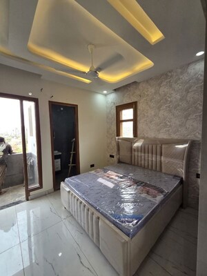 Bedroom in 2 BHK Builder Floor at Dyalpur – for Rent
