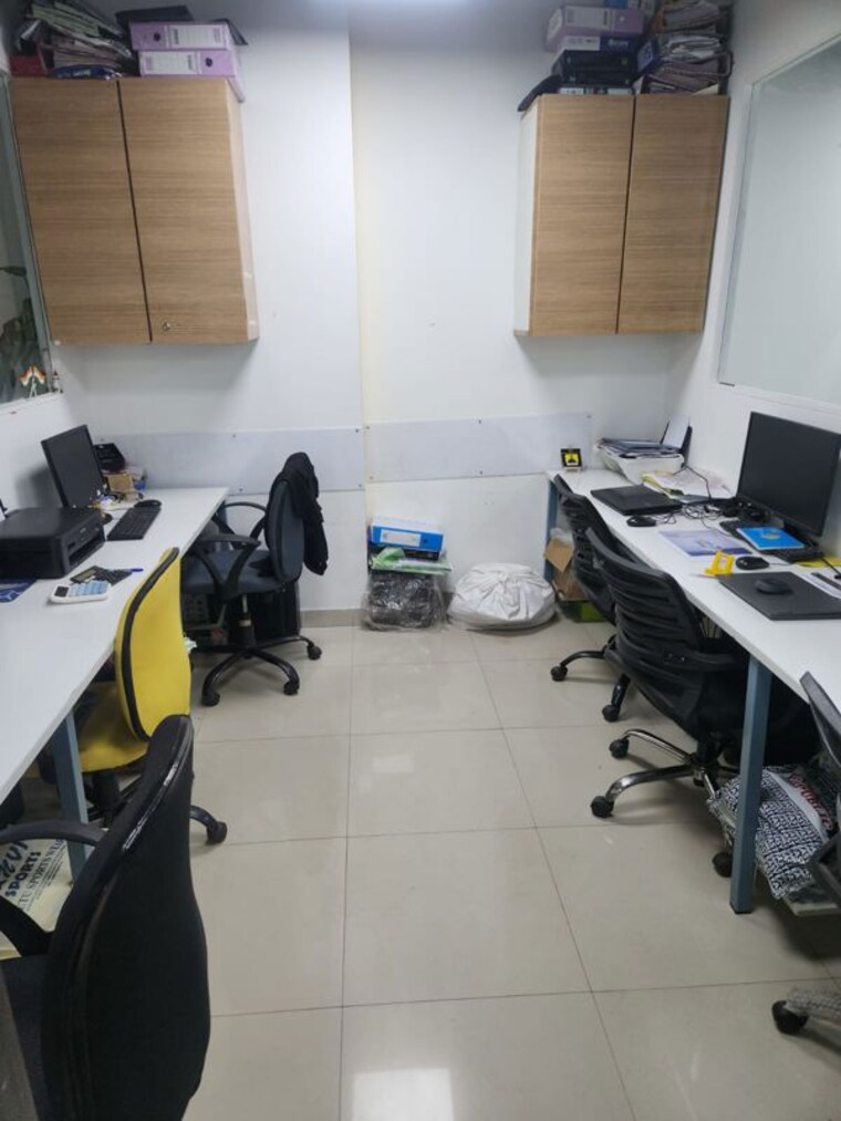 Team Area, lodha-supremus-powai Commercial Office Space 1400 Sq.Ft. In Powai Mumbai 10667699