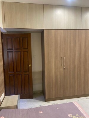 Room in 2 BHK Apartment at Queens Road – for Rent