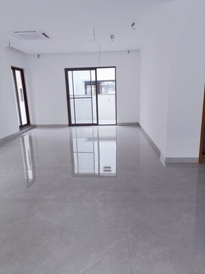 Room in 6 BHK Villa at Hallmark Imperia, Osman Nagar – for Sale
