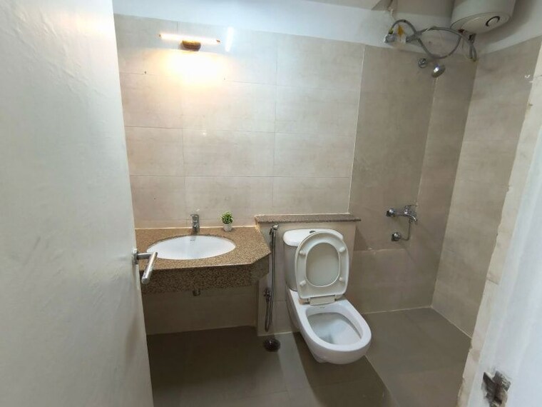Bathroom, emaar-imperial-gardens 3 Bedroom 2000 Sq.Ft. Apartment In Sector 102 Gurgaon 10667718
