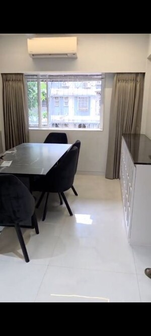 Team Area in 3 BHK Apartment at Swastik CHS Vile Parle, Vile Parle West – for Rent