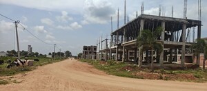  Plot – Exterior View View at Narsingi - for Sale