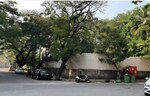 1000 Sq.Yd. Plot in Vile Parle East
