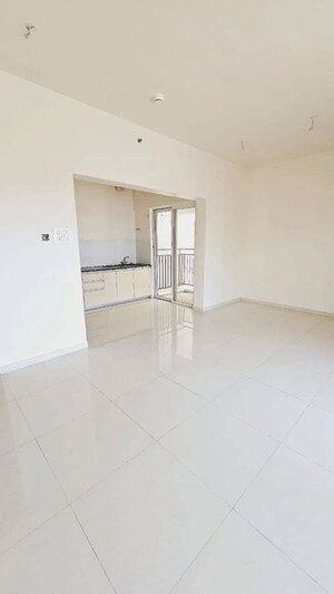 Room in 2 BHK Apartment at Godrej Rejuve, Mundhwa – for Rent