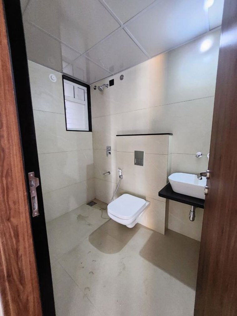 Bathroom, pristine-allure 2 Bedroom 666 Sq.Ft. Apartment In Kharadi Pune 10667794