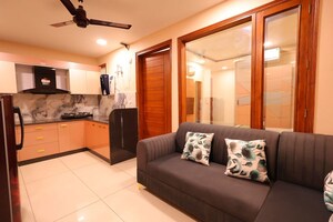 Living Room in 4 BHK Independent House at Sector 43 – for Rent