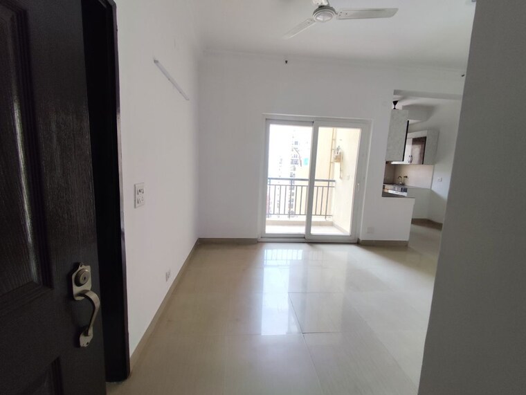 Room, paramount-floraville 3.5 Bedroom 1685 Sq.Ft. Apartment In Sector 137 Noida 10667798