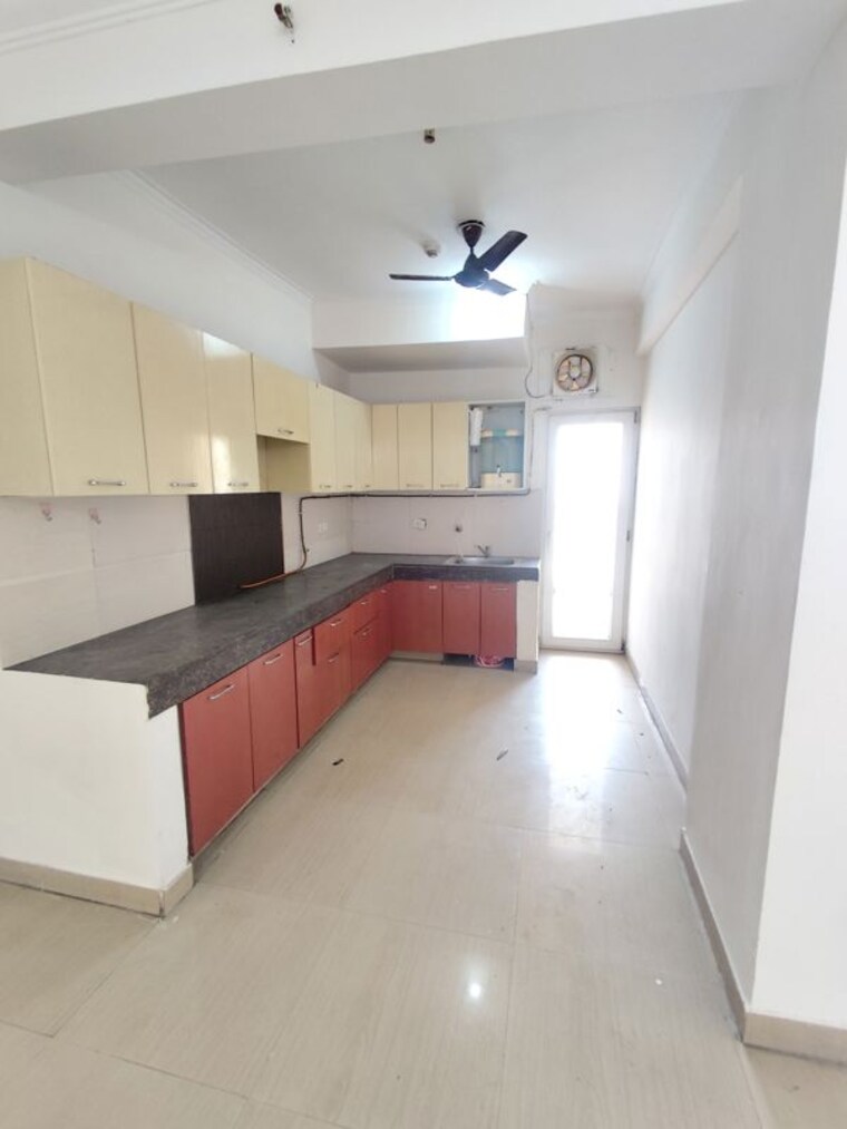 Kitchen, paramount-floraville 3.5 Bedroom 1685 Sq.Ft. Apartment In Sector 137 Noida 10667798