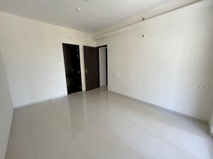 Room in 2 BHK Apartment at Nyati Elysia, Kharadi – for Rent
