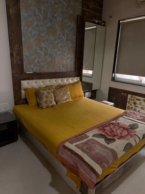 Bedroom in 2 BHK Apartment at Lokhandwala Octacrest, Kandivali East – for Sale