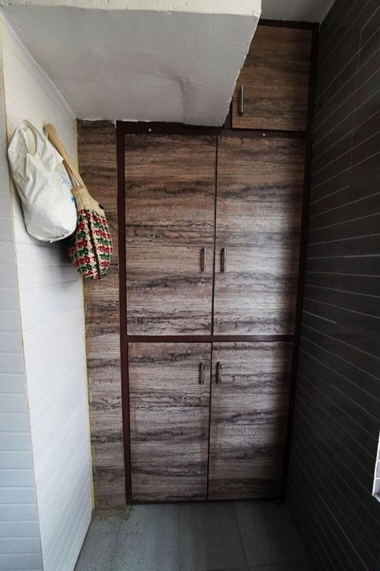 Bathroom, new ranip 2 Bedroom 125 Sq.Yd. Penthouse In New Ranip Ahmedabad 10667851