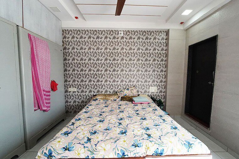 Bedroom, new ranip 2 Bedroom 125 Sq.Yd. Penthouse In New Ranip Ahmedabad 10667851