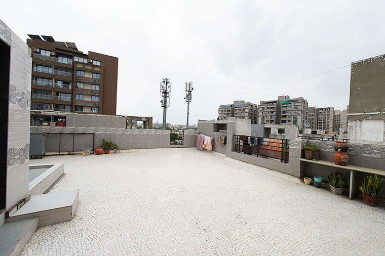 Exterior View, new ranip 2 Bedroom 125 Sq.Yd. Penthouse In New Ranip Ahmedabad 10667851