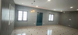 Room in 4 BHK Apartment at Bharani Colony – for Rent
