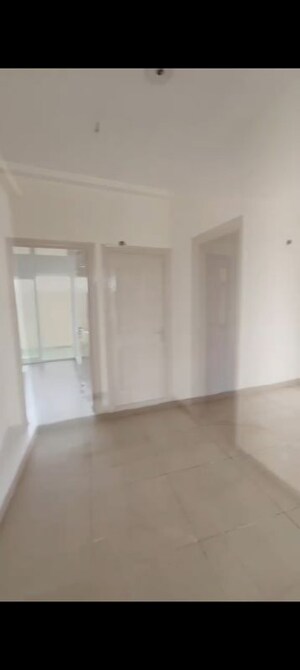 Room in 3 BHK Builder Floor at Sector 2 Wave City – for Sale