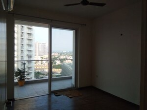 Room in 3 BHK Apartment at M3M Merlin, Sector 67 – for Rent