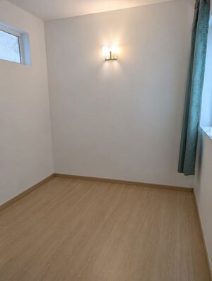 Room in 3 BHK Apartment at M3M Merlin, Sector 67 – for Rent