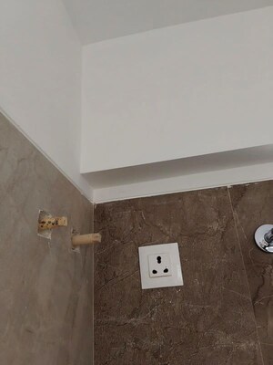 Furnished Amenities in 3 BHK Apartment at Varuna Vasundhara Apartment, Santacruz West – for Rent